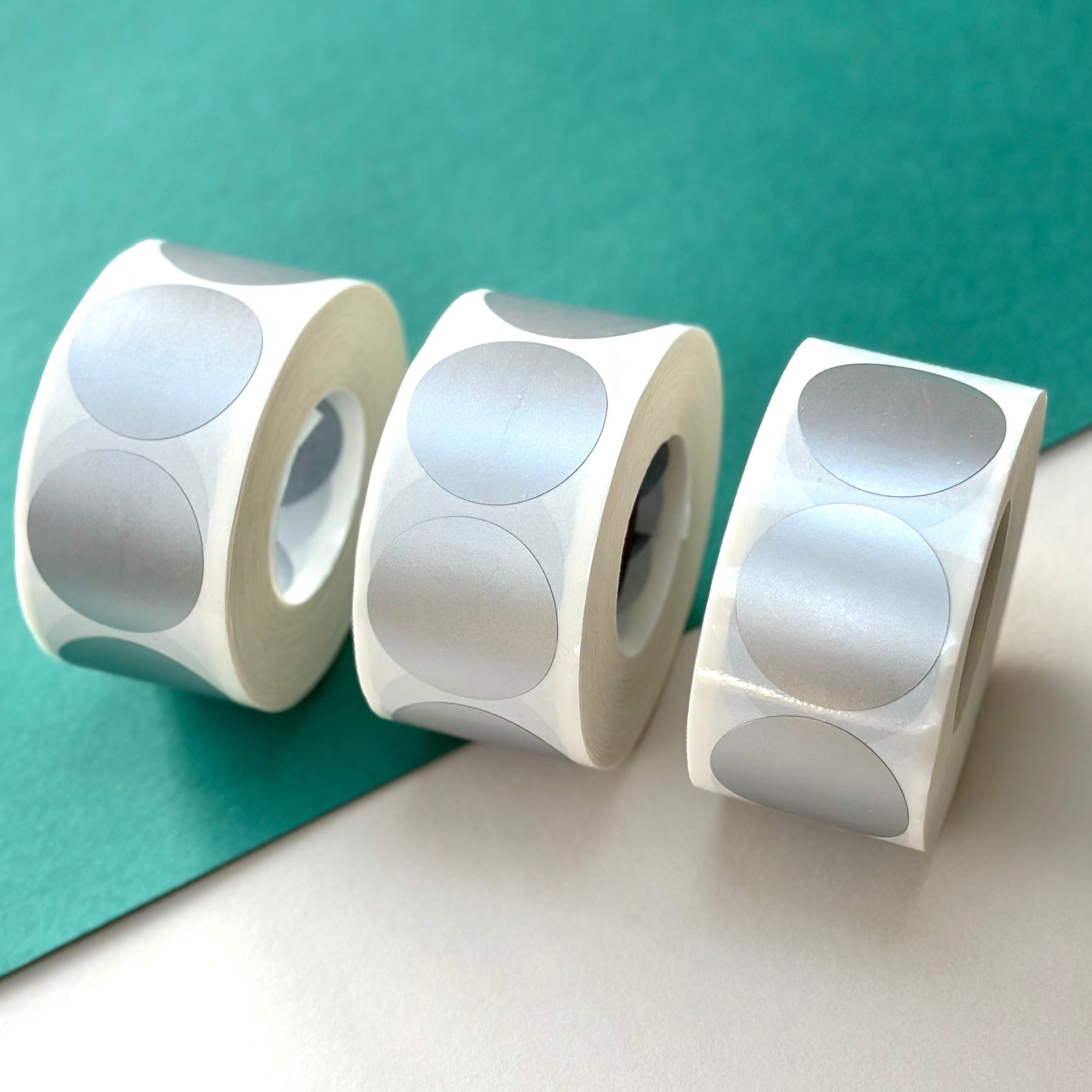 Round Scratch Sticker Silver 1.5